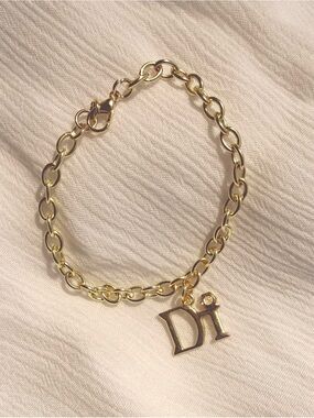Diamond International Dainty Gold 'Di' Charm Chain Bracelet - Women's Jewelry